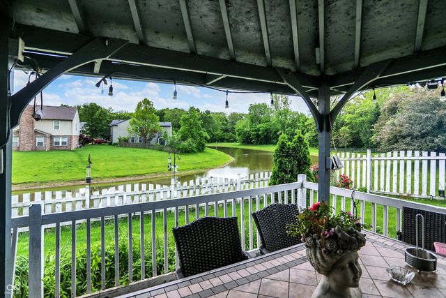 9001 Harrison Run Court, Indianapolis, IN 46256