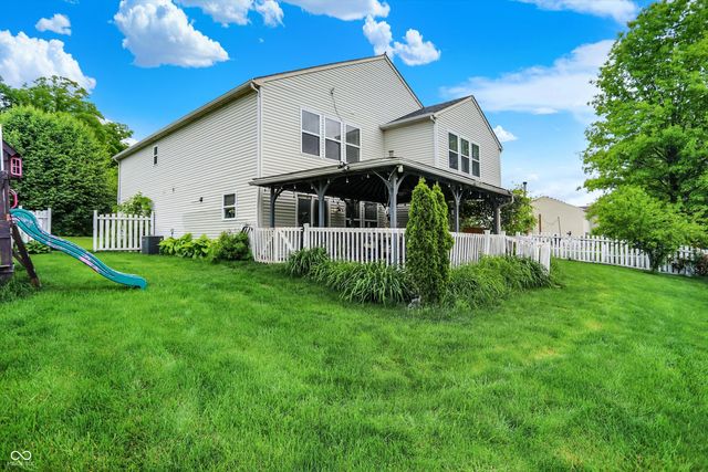 9001 Harrison Run Court, Indianapolis, IN 46256