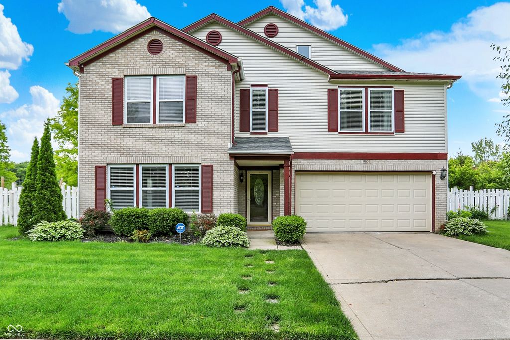 9001 Harrison Run Court, Indianapolis, IN 46256