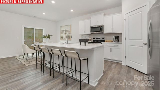 11300 Cardinal Creek Avenue, Charlotte, NC 28215