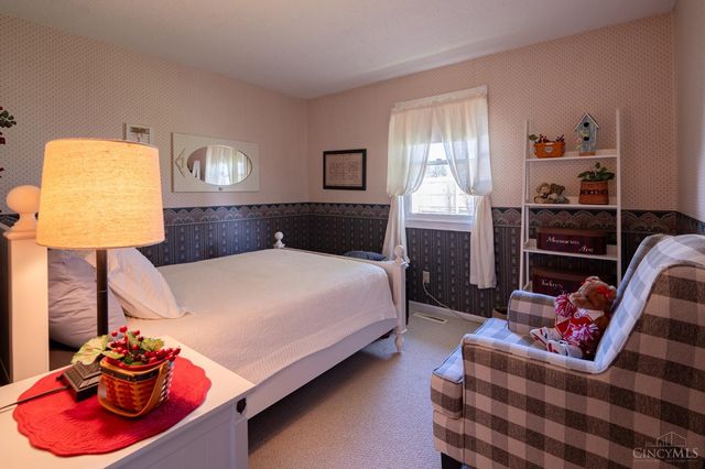 205 Heather Way Street, Middletown, OH 45042