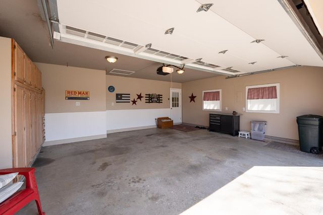 205 Heather Way Street, Middletown, OH 45042