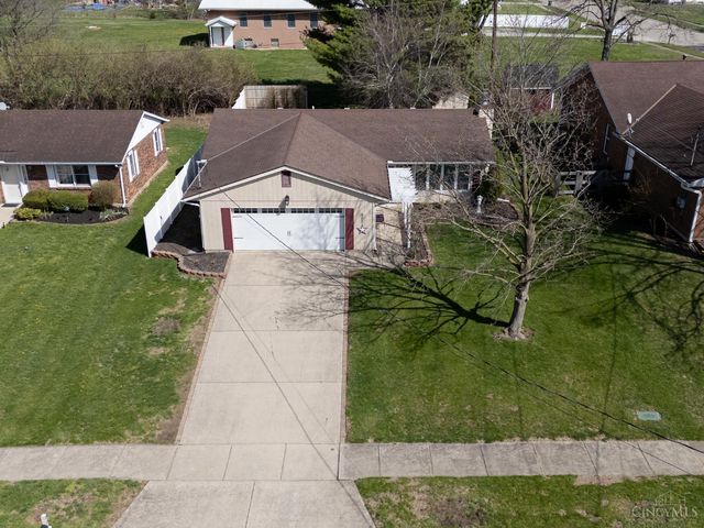 205 Heather Way Street, Middletown, OH 45042