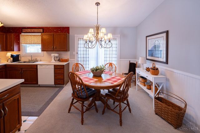 205 Heather Way Street, Middletown, OH 45042