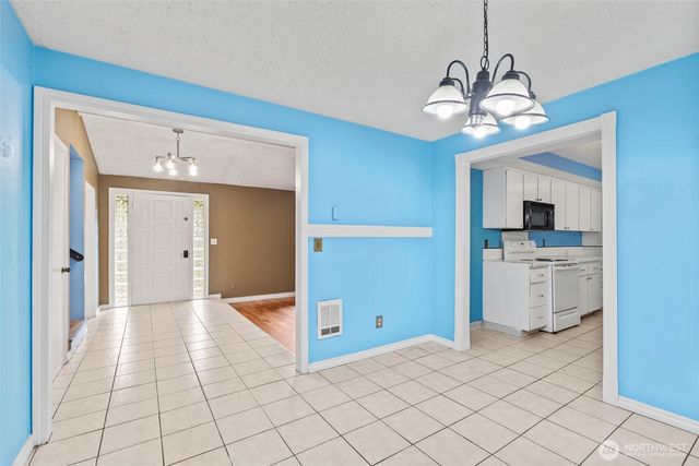 19118 NE Risto Road, Battle Ground, WA 98604