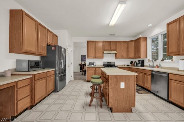 23 Margaret Dr, Franklin Twp., NJ 08873