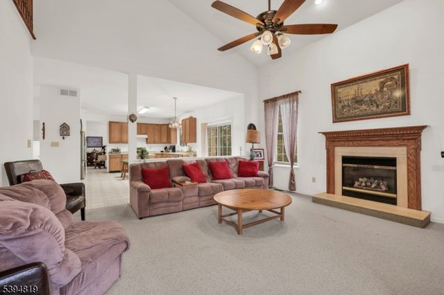 23 Margaret Dr, Franklin Twp., NJ 08873