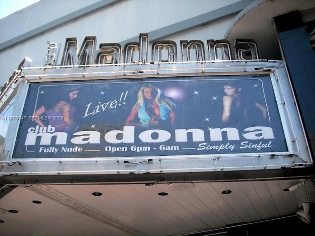 1527 Washington Ave, Miami Beach, FL 33139