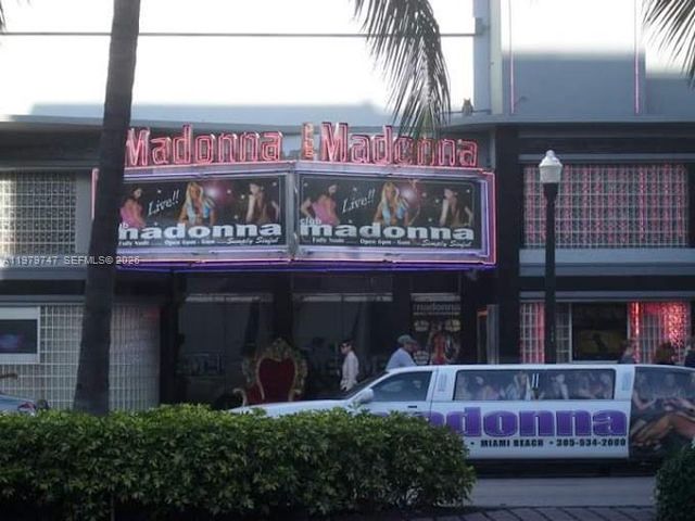 1527 Washington Ave, Miami Beach, FL 33139