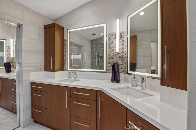 21 Roadrunner Court, Trabuco Canyon, CA 92679