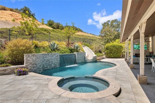 21 Roadrunner Court, Trabuco Canyon, CA 92679