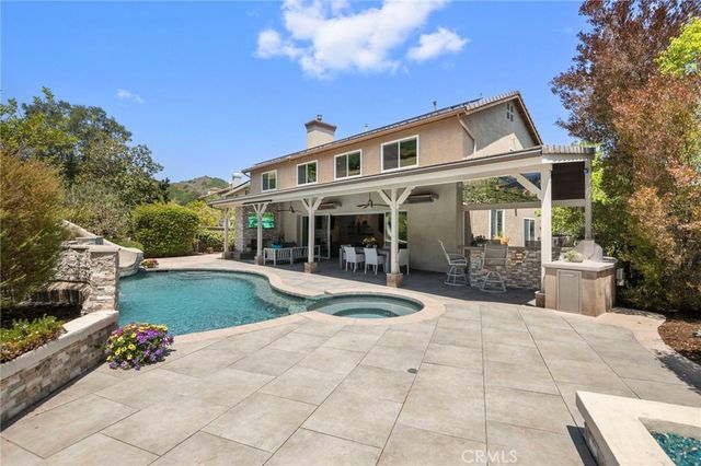 21 Roadrunner Court, Trabuco Canyon, CA 92679