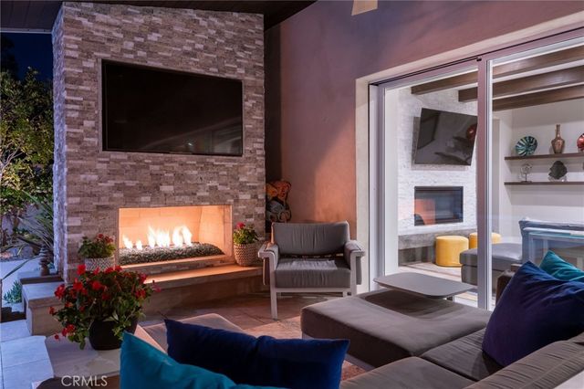 21 Roadrunner Court, Trabuco Canyon, CA 92679