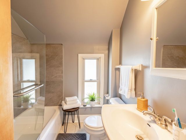 443 Ferdinand Avenue, Forest Park, IL 60130