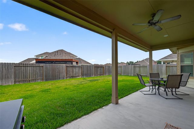 17493 Rosewood Manor Lane, New Caney, TX 77357