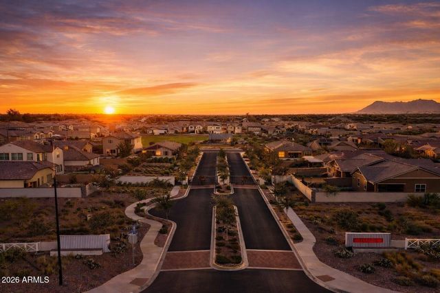 2353 E CASTANETS Drive, Gilbert, AZ 85298