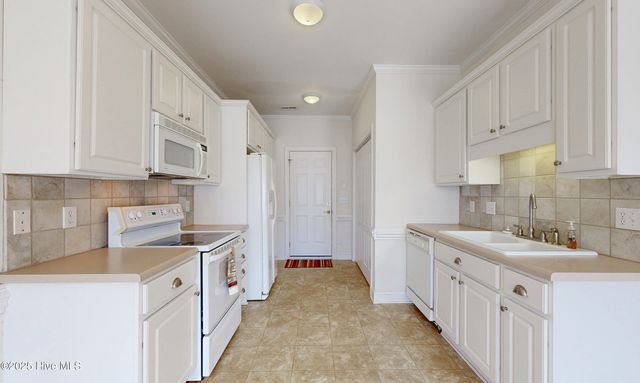 4029 Brookstone Drive, Winterville, NC 28590