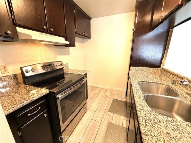 550 W Regent Street 137, Inglewood, CA 90301