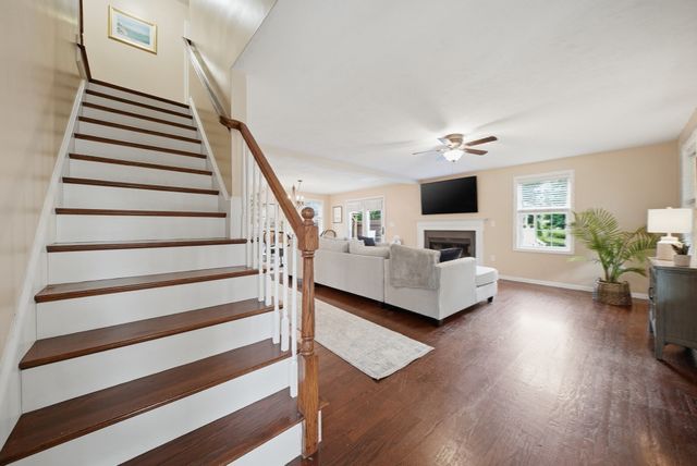 6 Bard St, Haverhill, MA 01835