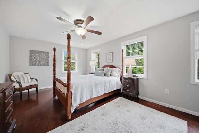 6 Bard St, Haverhill, MA 01835