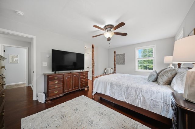 6 Bard St, Haverhill, MA 01835
