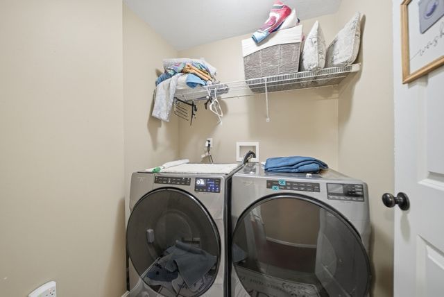 6 Bard St, Haverhill, MA 01835