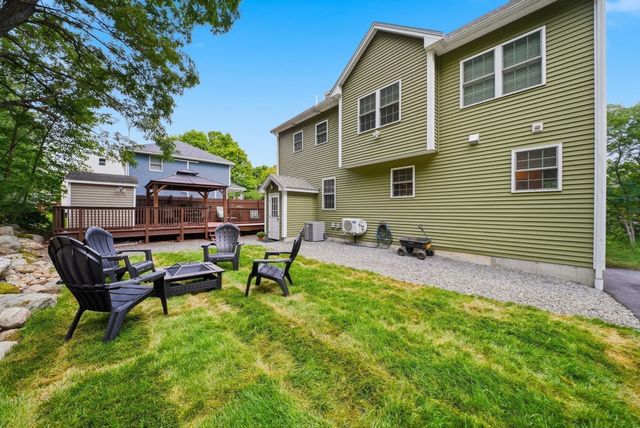 6 Bard St, Haverhill, MA 01835