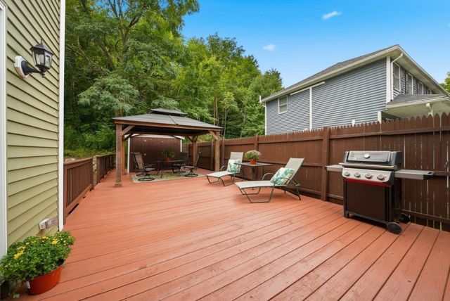 6 Bard St, Haverhill, MA 01835