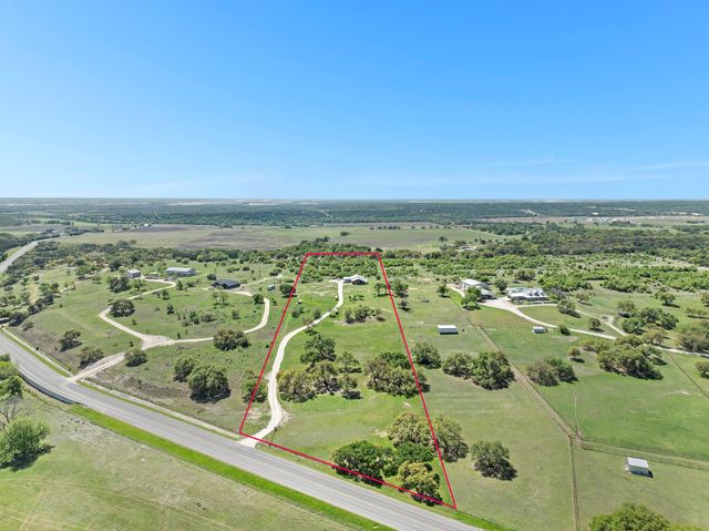 7993 W Fm 487, Florence, TX 76527