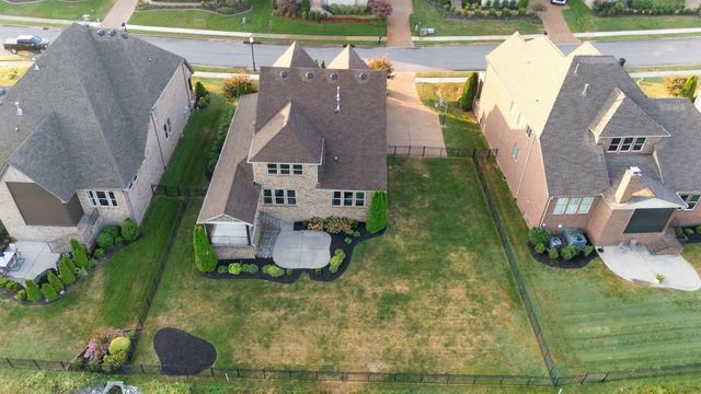 952 Vinings Blvd, Gallatin, TN 37066
