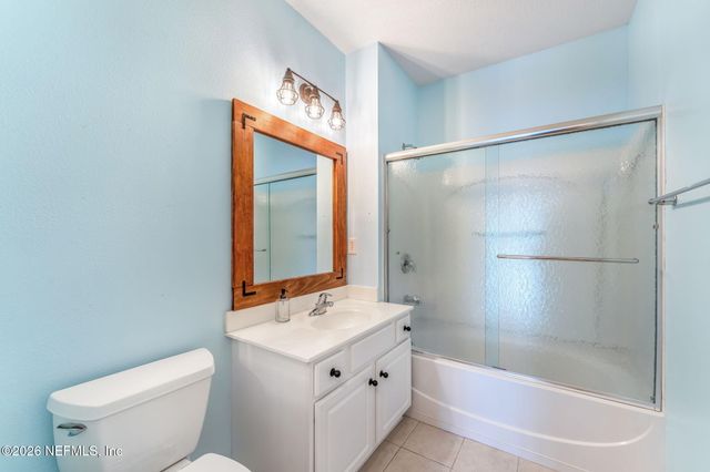 6724 WHITE BLOSSOM Circle 35B, Jacksonville, FL 32258