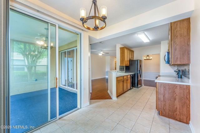 6724 WHITE BLOSSOM Circle 35B, Jacksonville, FL 32258