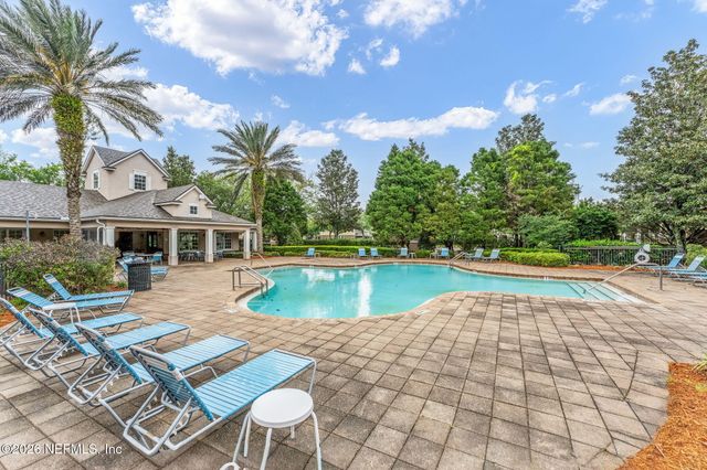 6724 WHITE BLOSSOM Circle 35B, Jacksonville, FL 32258