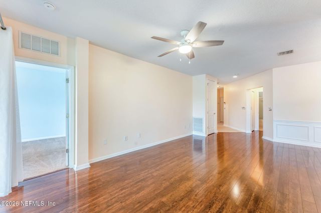 6724 WHITE BLOSSOM Circle 35B, Jacksonville, FL 32258