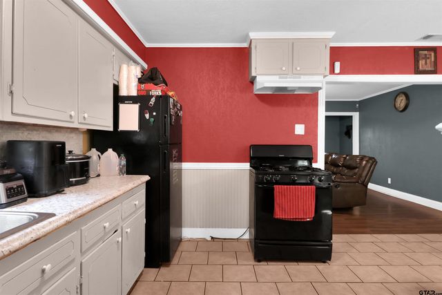 1324 W Third, Tyler, TX 75701