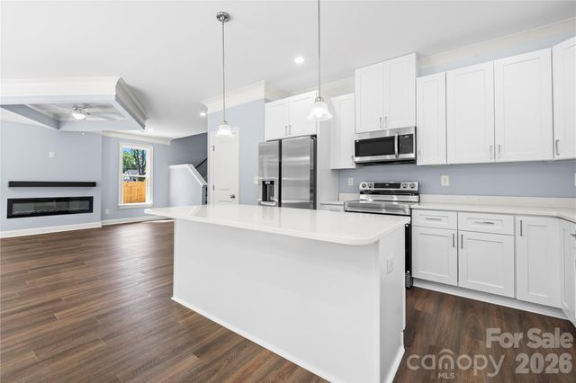 521 Austin Drive, Charlotte, NC 28213
