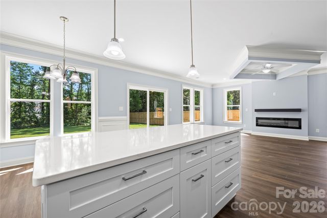 521 Austin Drive, Charlotte, NC 28213