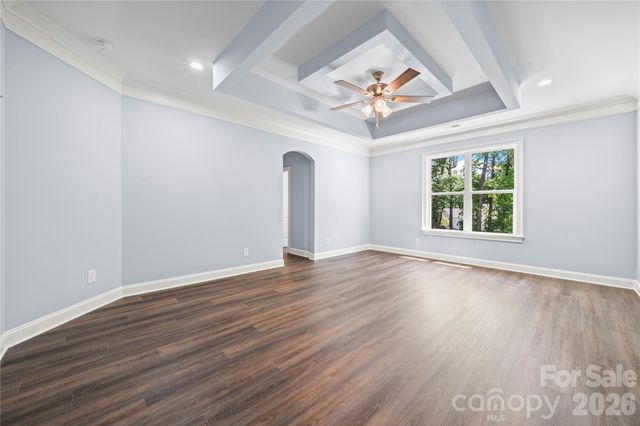 521 Austin Drive, Charlotte, NC 28213