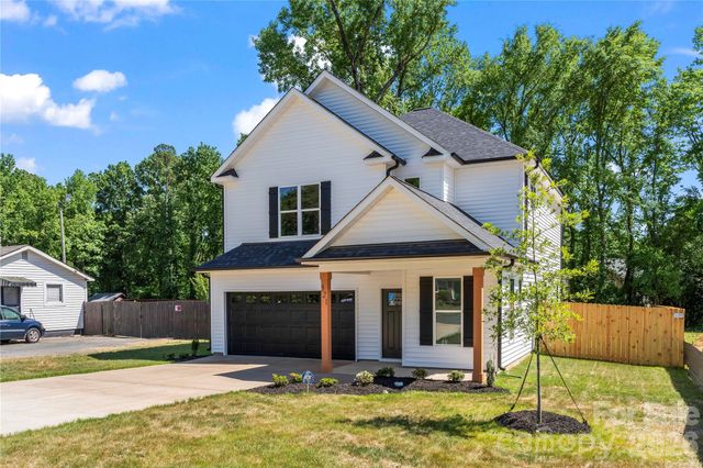 521 Austin Drive, Charlotte, NC 28213