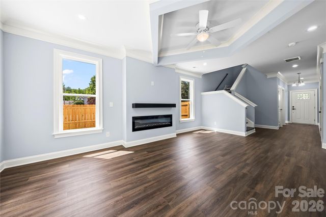 521 Austin Drive, Charlotte, NC 28213