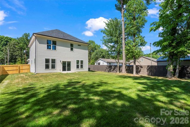 521 Austin Drive, Charlotte, NC 28213