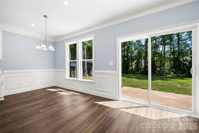 521 Austin Drive, Charlotte, NC 28213