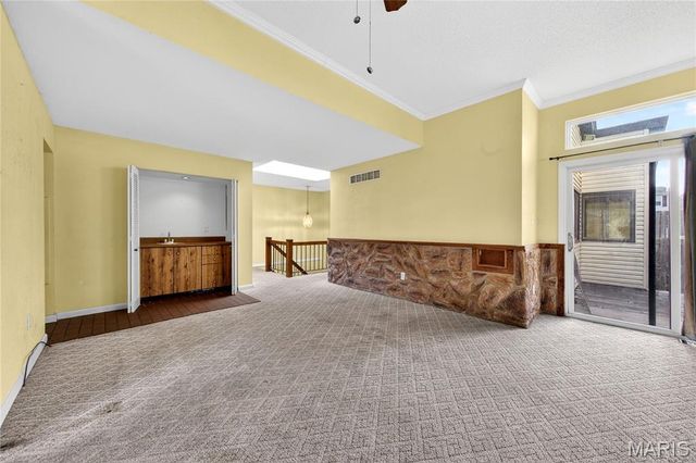 11612 Heather Dale Drive, St Louis, MO 63146