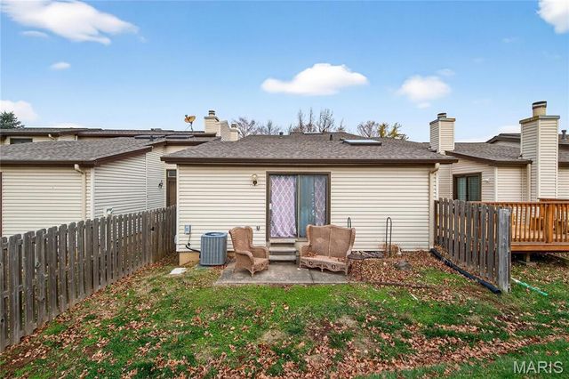 11612 Heather Dale Drive, St Louis, MO 63146