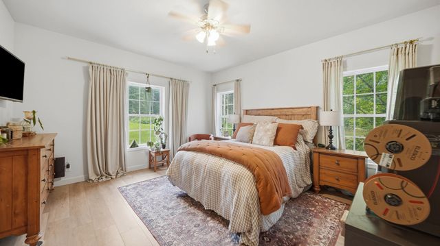 242 Robert Simmons Road, Graysville, TN 37338