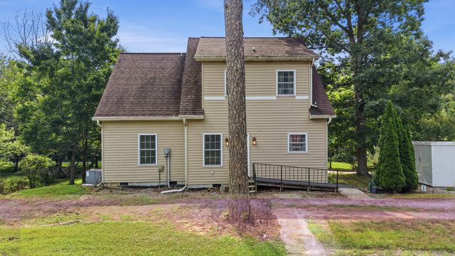 242 Robert Simmons Road, Graysville, TN 37338
