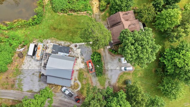 242 Robert Simmons Road, Graysville, TN 37338