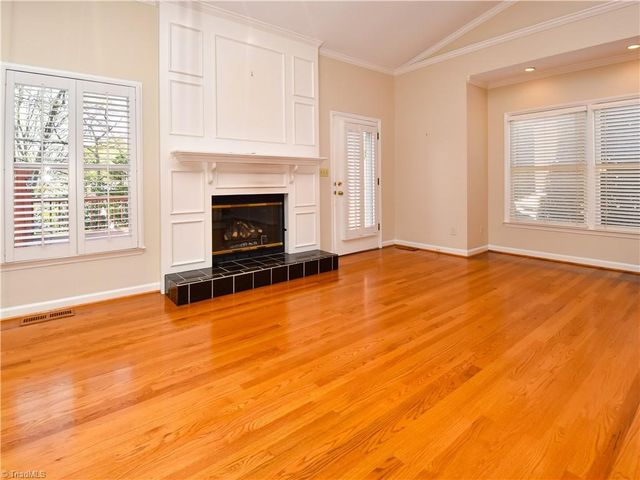 723 Polo Oaks Drive, Winston-salem, NC 27106