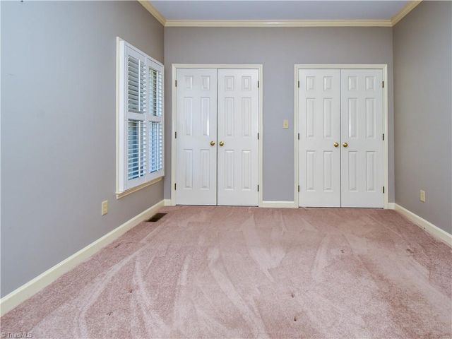 723 Polo Oaks Drive, Winston-salem, NC 27106