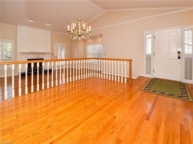 723 Polo Oaks Drive, Winston-salem, NC 27106